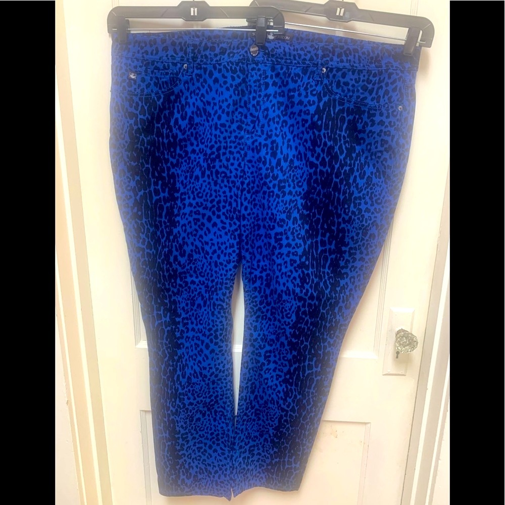 NWT ROYAL BLUE ANIMAL PRINT STRAIGHT LEG JEANS